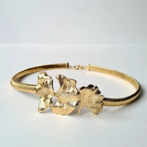 Ceintuur met bladvormen